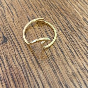 Atolea Jewelry Ocean Wave Ring